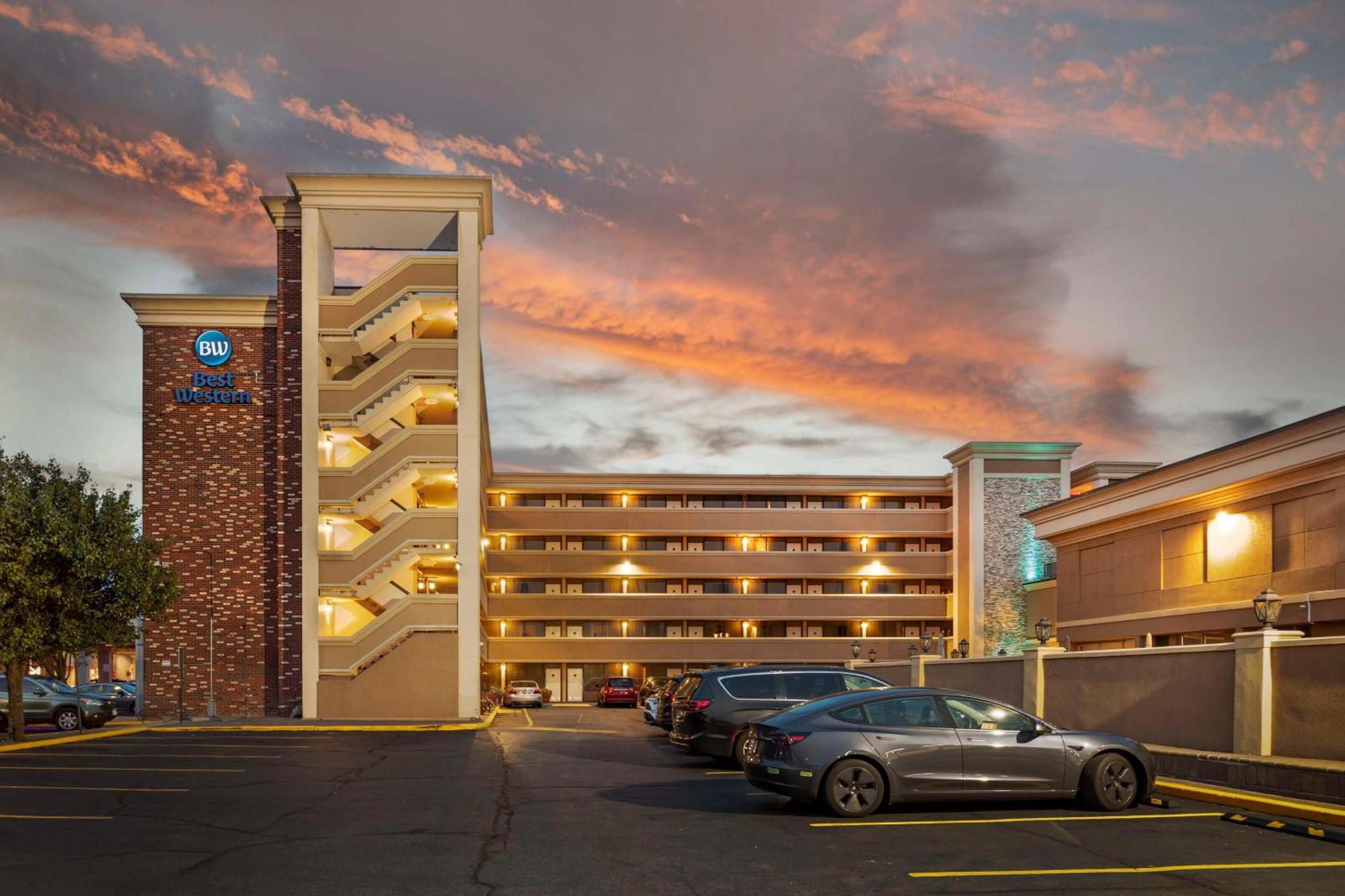 Best Western Mill River Manor Rockville Centre Exterior foto